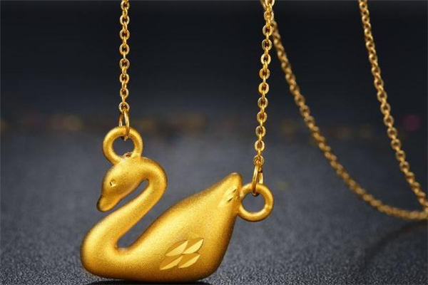 金項(xiàng)鏈應(yīng)該怎么清洗